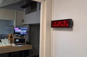 panneau IPJ entrée régie radio